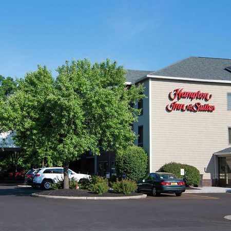 Hampton Inn & Suites Rochester/Виктор Екстериор снимка